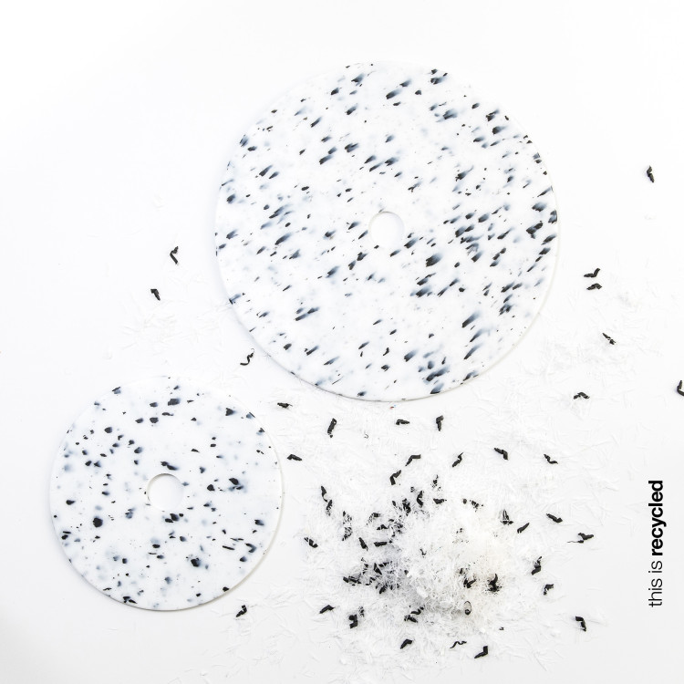 Подвесной светильник Confetti из переработанного пластика мраморный ø45 см
