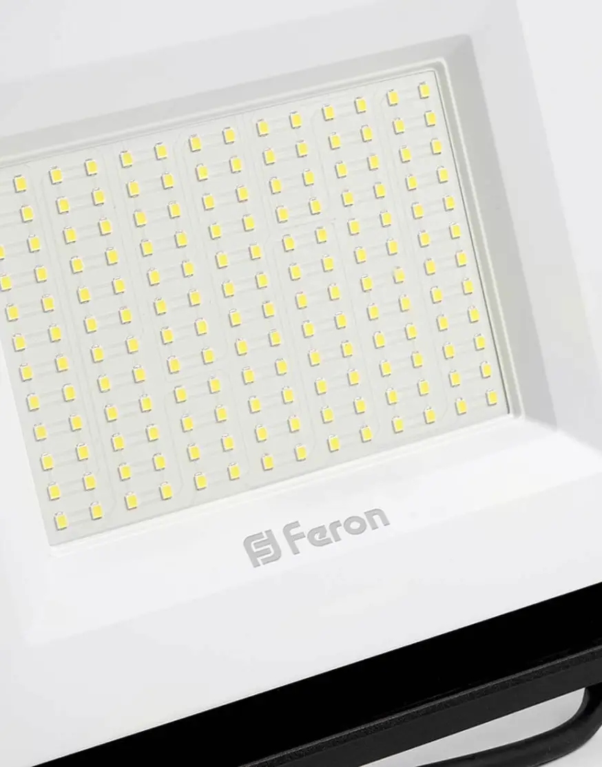 Светодиодный прожектор Feron LL923 32104