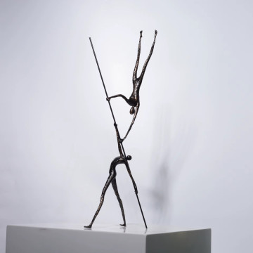 Статуэтка Climbing Acrobats