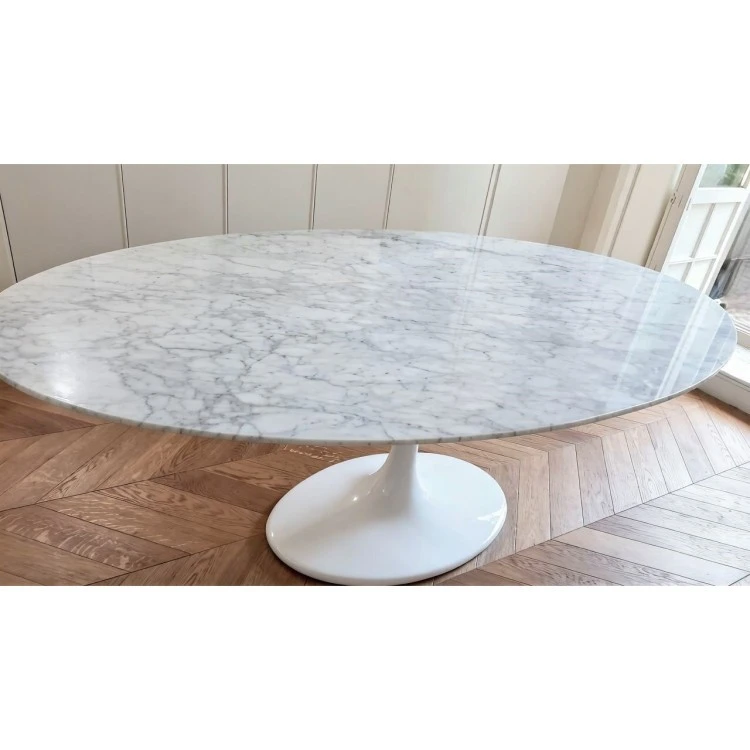 Стол Tulip Oval Marble