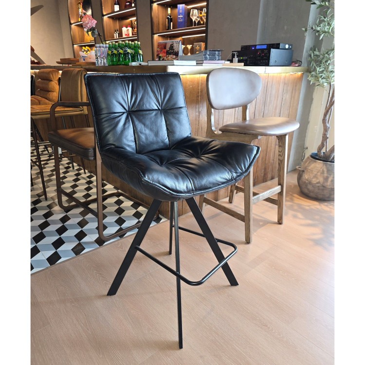 Поворотный барный стул Urban RS1090