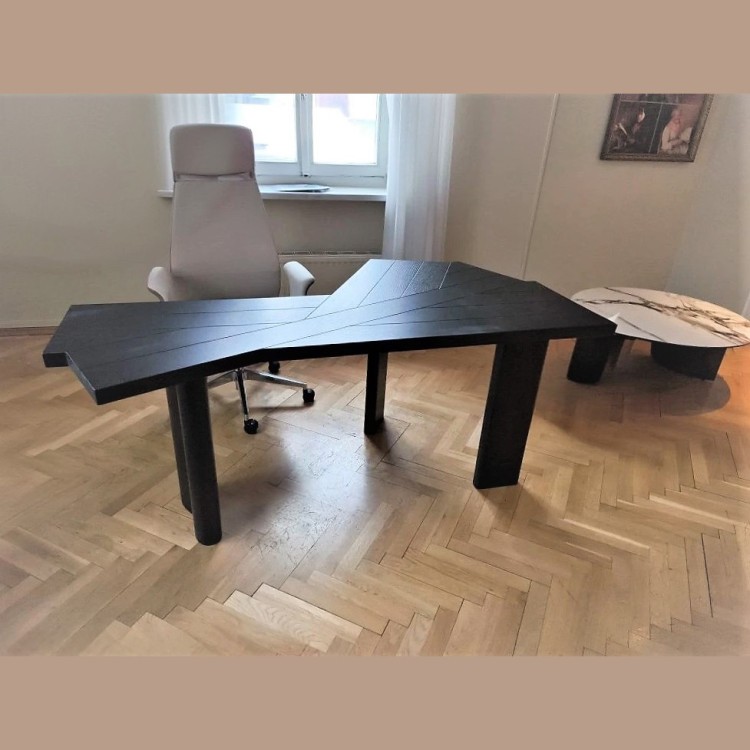 Стол Vantaglio