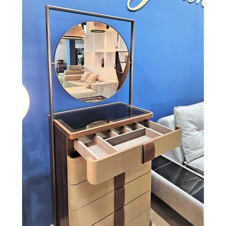 Комод с зеркалом Yang Chest of Drawers