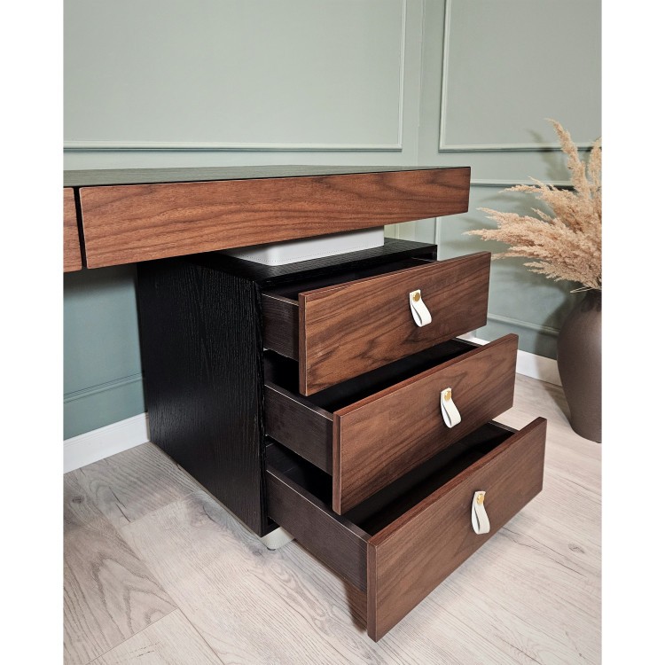 Стол письменный Carson Walnut