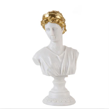 Статуэтка Figurine female